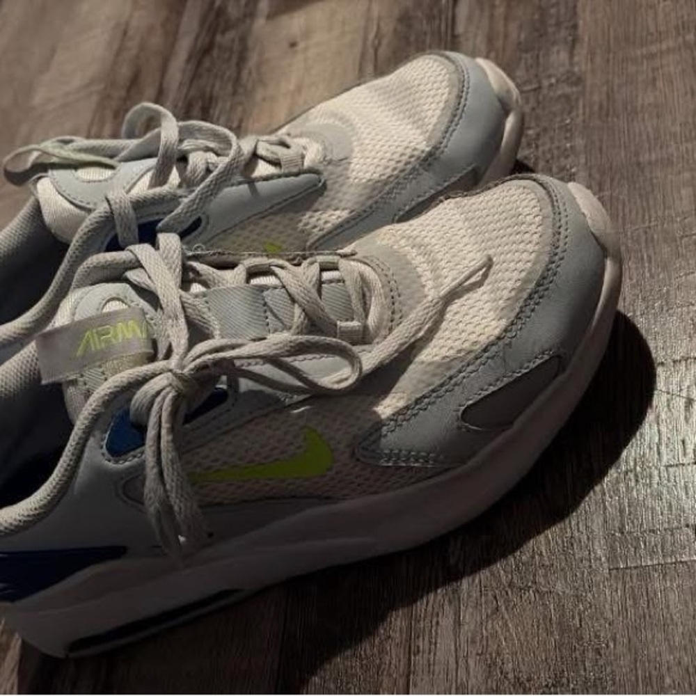 Nike Kids White and Blue Sneakers